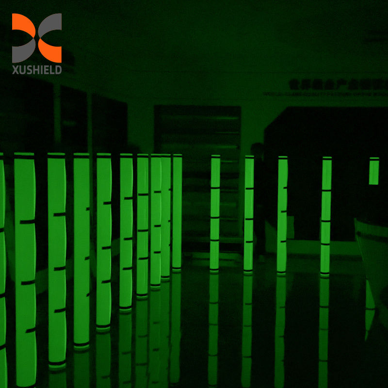 Instalacja na sucho i mokro Przeciwstawiająca plamy TPU Kolor PPF fluorescencja zielone światło luminescencja TPU biały do zielonego fotochromizm Farba samochodowa Film ochronny